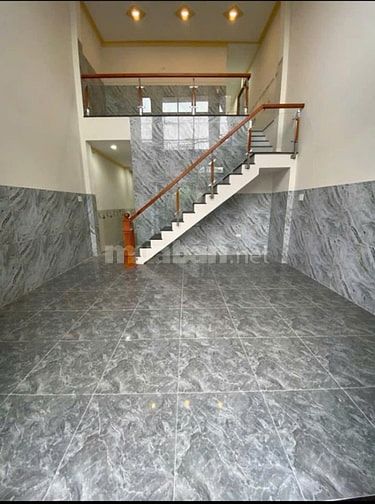 Cần tiền trả nợ nên bán căn nhà 94m2 ở Xã Tân Hiệp - Hóc Môn giá 750 t