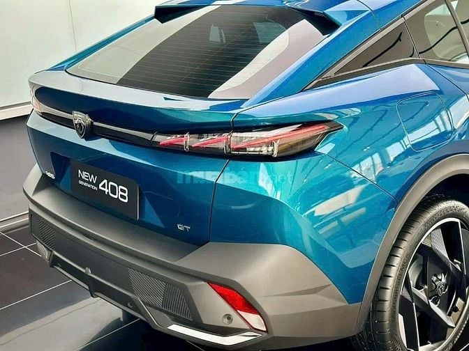 PEUGEOT 408 - BƯỚC VÀO KHÔNG GIAN MỚI - THỎA MÃN MỌI GIÁC QUAN