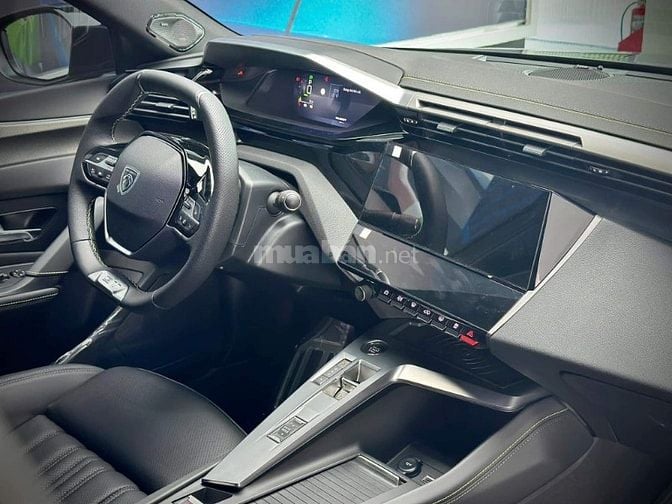 PEUGEOT 408 - BƯỚC VÀO KHÔNG GIAN MỚI - THỎA MÃN MỌI GIÁC QUAN