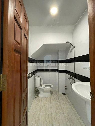 Bán nhà riêng tại Gò Cát, 4,5 tỷ, 52m2, 4PN, 4WC,