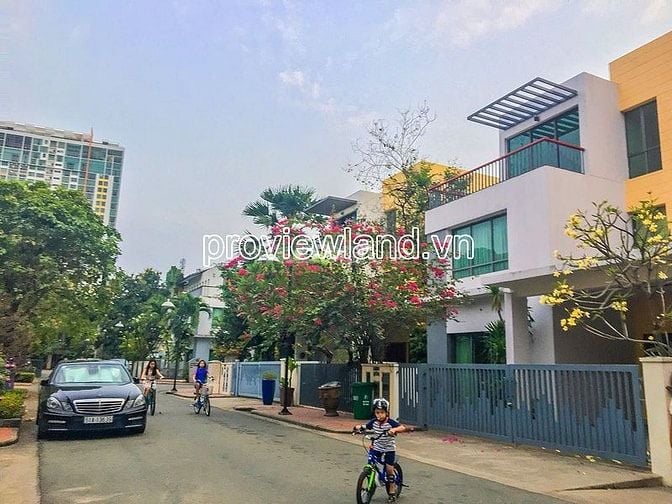 Biệt thự khu Compound Riviera Villa An Phú, DT 290m2 đất, 4PN, 3 tầng