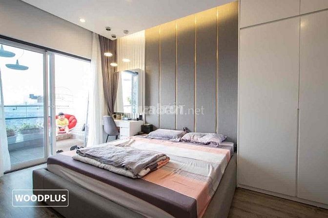 Nhà em bán lại căn hộ 3PN 128m2 hướng nam giá tốt toà  Golden Westlake