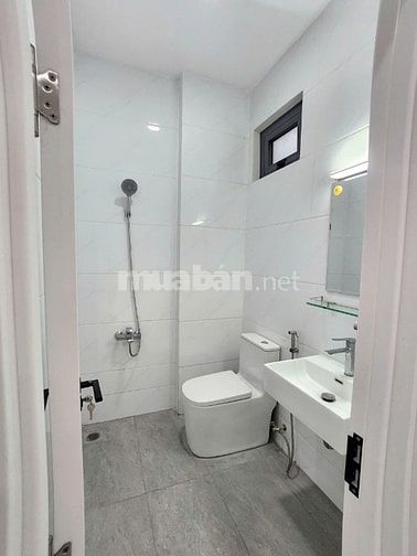 Cho Thuê Gấp nhà MT Đường Số 8-Trần Não, Quận 2: DT 4x19m; 4 Tầng mới 