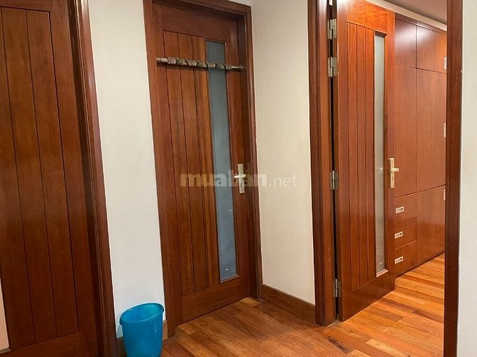 Chính chủ cho thuê nhà 5 tầng. DT 90m2 Đường Xuân La, Tây Hồ