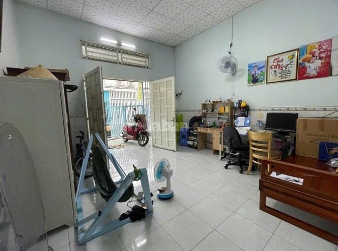 Cần bán gấp nhà C4. DT 125m2 ở Tân Thông Hội - Củ Chi giá 720 triệu.