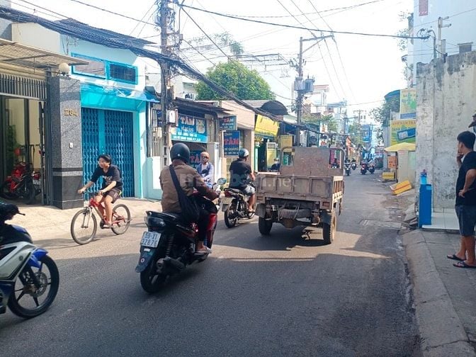 BÁN NHÀ 96M2, MẶT TIỀN ĐƯỜNG VÕ THÀNH TRANG, P.11 - TÂN BÌNH, 12 TỶ