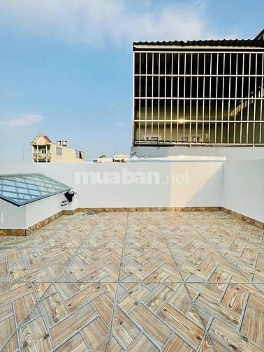 Nhà DT 51.7m2 Dương Bá Trạc P1 Q8 giá 2tỷ370tr, sổ hồng riêng