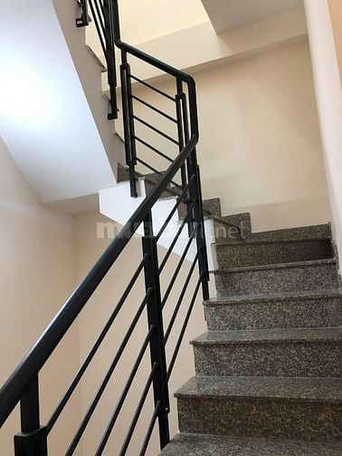 Cho thuê nhà hẻm 3m Tôn Đản P.8 Quận 4 giá 10 triệu – 30,4m2