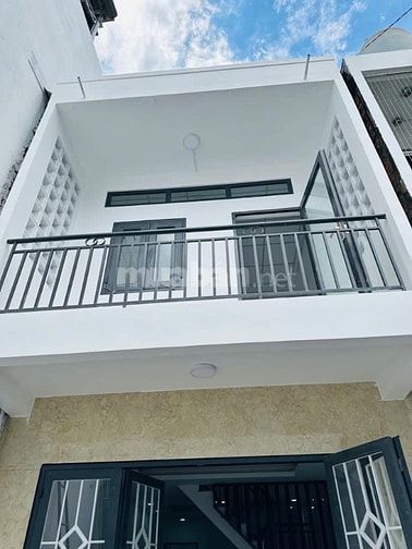 BÁN NHÀ VÕ VĂN NGÂN 70m2/1.050TỶ HẺM 5M SHR TIỆN KD MUA BÁN