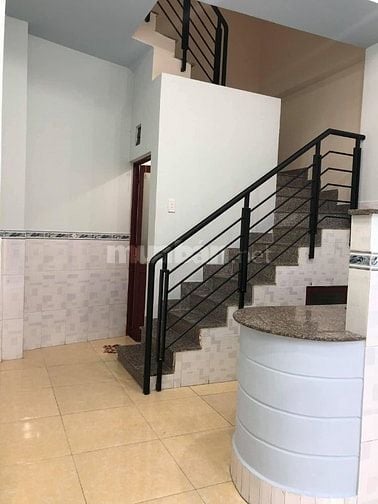 Cho thuê nhà hẻm 3m Tôn Đản P.8 Quận 4 giá 10 triệu – 30,4m2