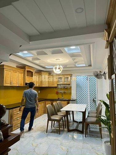 Chính chủ Về quê bán nhà Nam Hòa, Q9 70m2/ 1 tỷ 760tr 1T1L có lửng