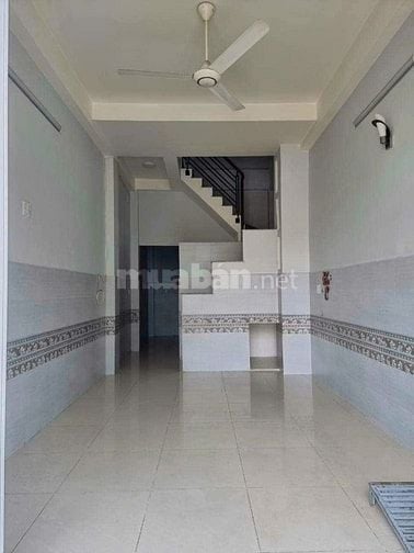 Cho thuê nhà hẻm 3,5m Tống Văn Hiên P.15 Quận Tân Bình giá 10 triệu 