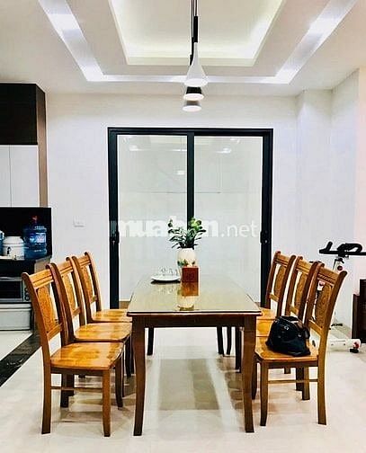 Cho thuê biệt thự phố Ngọc Trì, Long Biên, 2 tầng, sử dụng 240m2