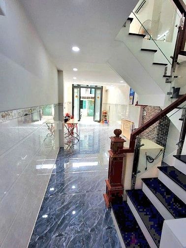 Bán nhà hẻm xe hơi sát mặt tiền đường Nguyễn Trãi ,Quận 5,42m2 ,5 tầng