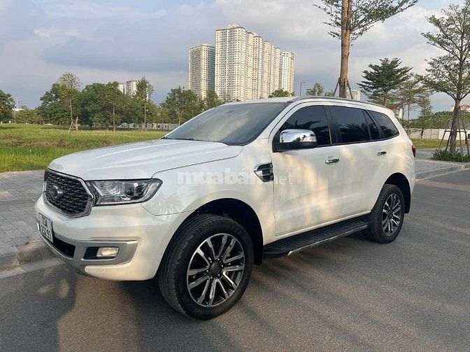 - Ford Everest titanium bản 1 cầu sản xuất 2021