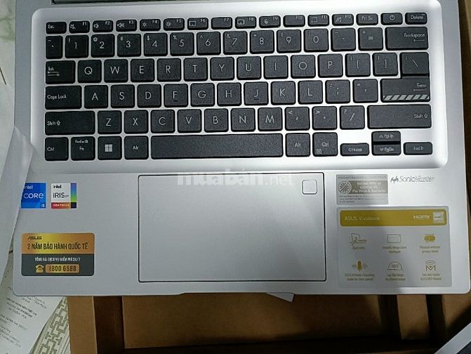 BÁN LAPTOP  ASUS VIVOBOOK 14 OLD Ạ VA- KM 095 W