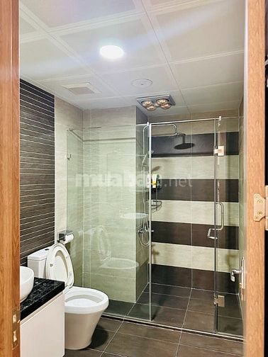 BÁN NHANH NHÀ Sài Đồng, diện tích 80m2, kinh doanh, đường 3 oto tránh