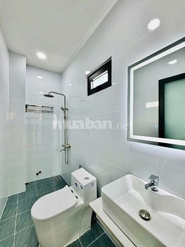 Bán nhà 2 tầng hẻm đẹp 138/ Nguyễn Thái Sơn P4 GV, đất 56m2, gần mt