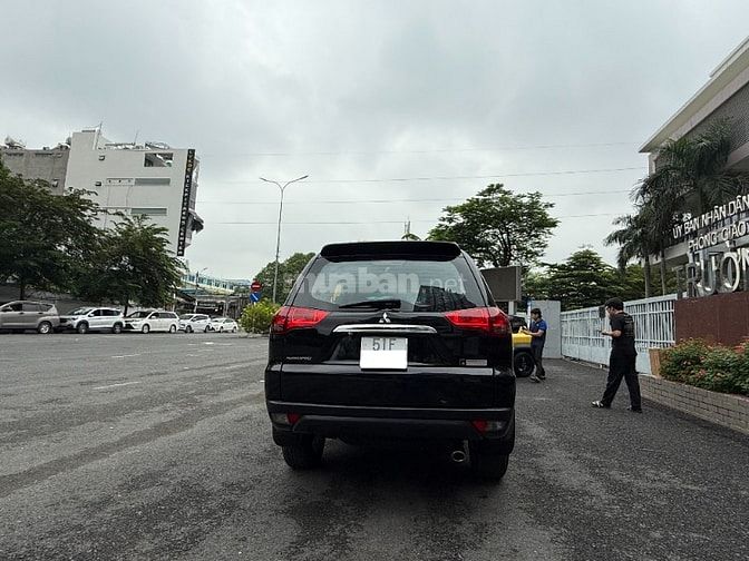 Bán Xe Mitsubishi Pajero Sport số AT sx: 2015 xe cộp mới quá, 