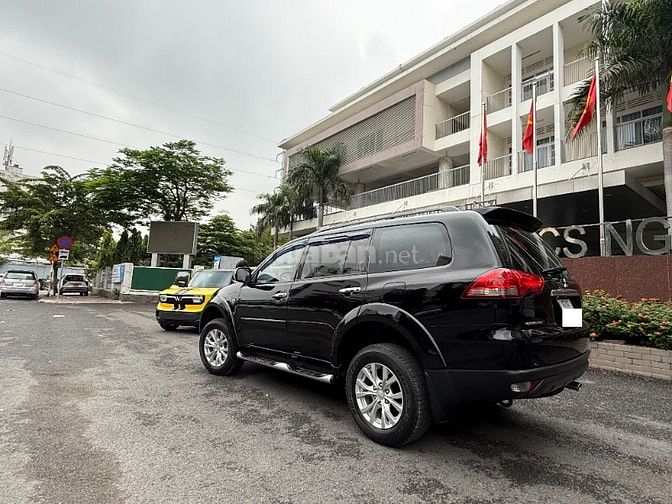 Bán Xe Mitsubishi Pajero Sport số AT sx: 2015 xe cộp mới quá, 