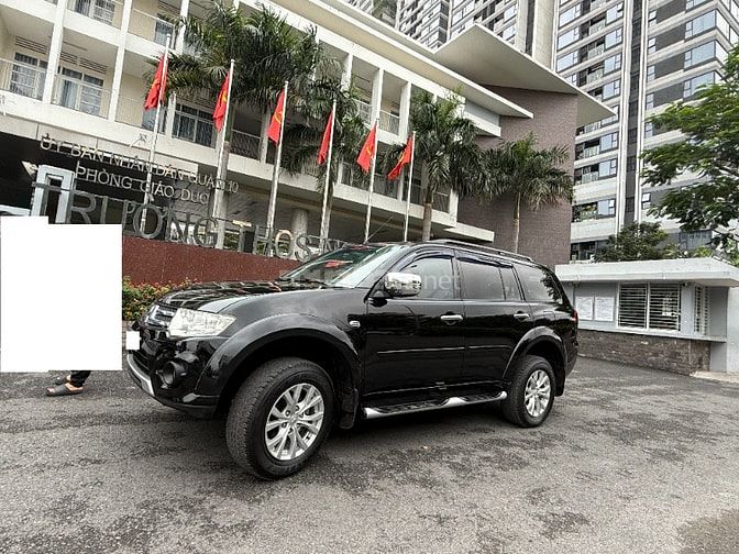 Bán Xe Mitsubishi Pajero Sport số AT sx: 2015 xe cộp mới quá, 