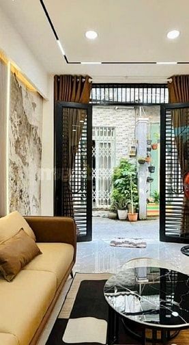 Bán nhà Quang Trung p10 gò vấp 35m 2tầng 3pn giá 4.2 tỷ.