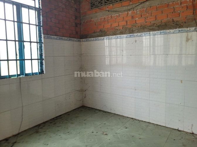 599tr. Đất full thổ cư 9x22m. Có sẵn nhà cấp 4