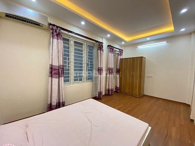  Gấp bán nhà phố Trương Định, 32m2, 6 tầng, 4 ngủ, cách ô tô tránh 10m