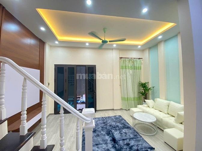  Gấp bán nhà phố Trương Định, 32m2, 6 tầng, 4 ngủ, cách ô tô tránh 10m