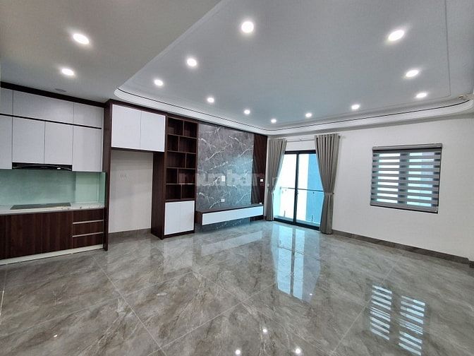 Bán nhà Đẹp 50m2, Mt 5m. Thang máy, phố Đàm Quang Trung, Long Biên,HN