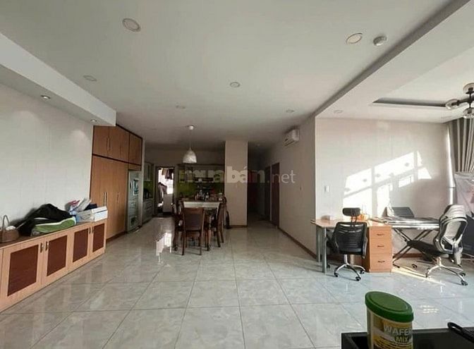 Chung cư Oriental Plaza Tân Phú, 89m2, 2pn, 2wc, Nội thất, 13tr5/tháng