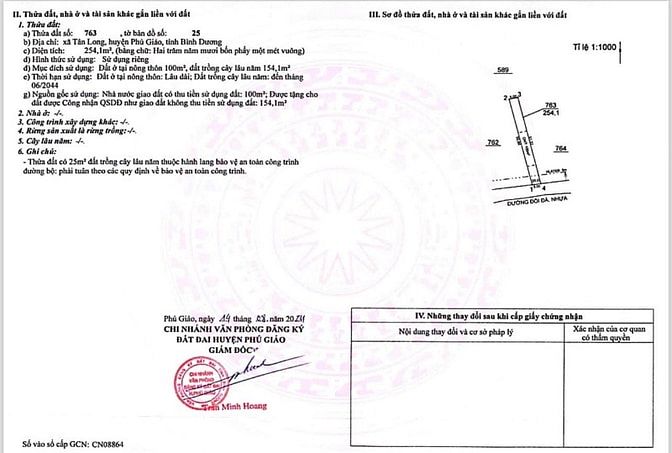 Đất mặt tiền đường nhựa ngay trung tâm chợ Tân Long.