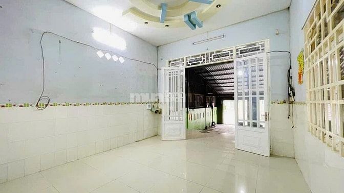 Cần tiền bán nhà 349m2 sau chợ phước thạnh - củ chi giá 850 triệu.SHR