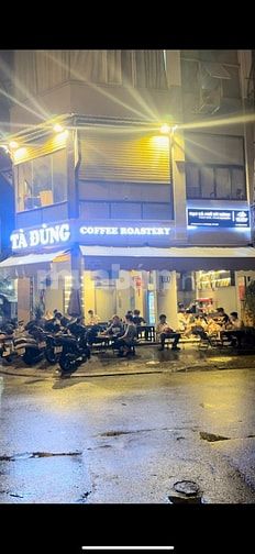 SANG QUÁN CAFE - Góc 2 MT, 2 lầu ngay khu Phan Xích Long