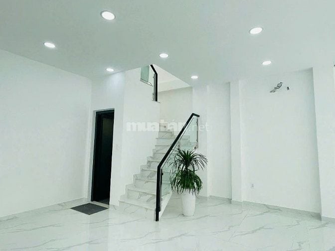 GIẢM 1 TỶ, MT Ng Thái Bình,ngang 5,5m,Nở hậu, thu nhập 400tr