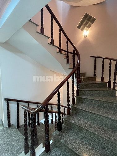 NHÀ MỚI ĐẸP 3 LẦU (4x18) NGAY TRƯỜNG LAM SƠN Q.6