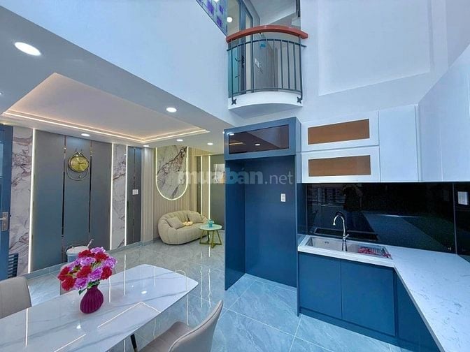 Bán gấp nhà 3 lầu ở 482 Nơ Trang Long, Phường 13, Bình Thạnh. 2ty550tr