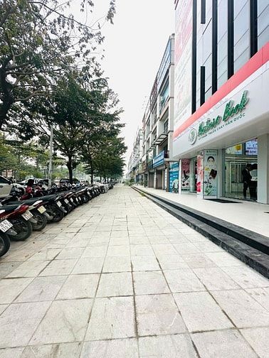 BÁN NHÀ LIỀN KỀ MẶT PHỐ TRỊNH VĂN BÔ, XUÂN PHƯƠNG, 150M, 5T, 2 THOÁNG,