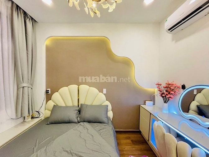 BÁN NHÀ ĐẸP GẦN SÂN BAY 3 LẦU ĐÚC 3PN LỚN FULL NỘI THẤT CAO CẤP