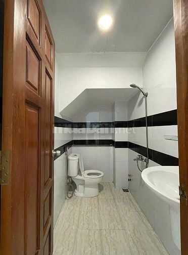 Bán nhà riêng tại Gò Cát, Phú Hữu, Quận 9, TP.HCM, 4,5 tỷ, 56m2