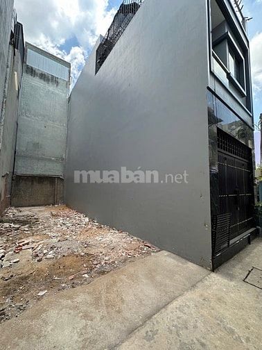 3,8 Tỷ mua đất thổ 60m2, hẻm xe hơi, quận 7