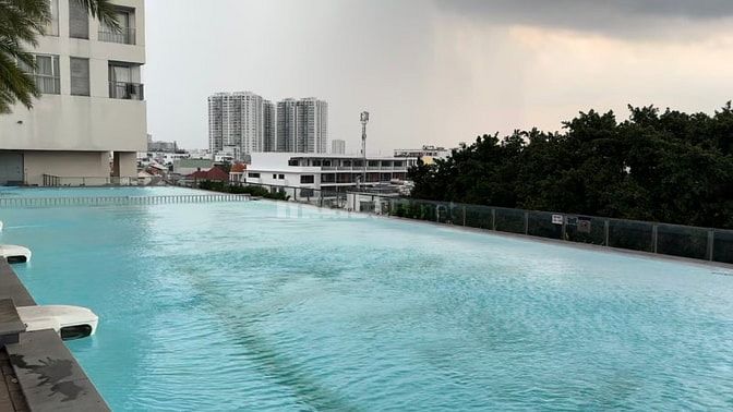 Chính chủ bán căn hộ 2 phòng ngủ đẹp view sông và view landmark 81