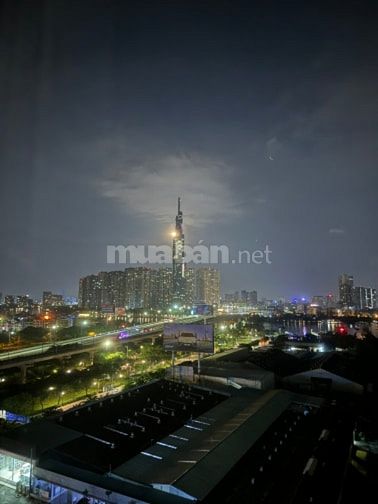 Chính chủ bán căn hộ 2 phòng ngủ đẹp view sông và view landmark 81