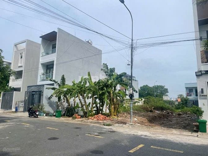 Bán nền đất B34, góc 2 mặt tiền D/A Diamond Town hẻm 68 Bưng Ông Thoàn