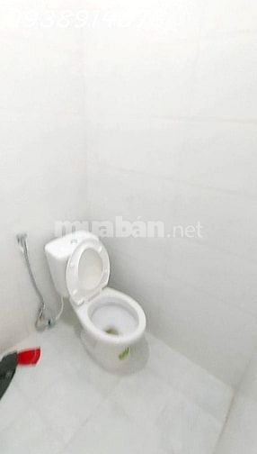 Bán nhà 40m2 mặt tiền đường Lý Tế Xuyên - Linh Đông