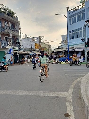 Cho thuê nhà mặt tiền đường Kênh Nước Đen gần chợ Gò Xoài giá rẻ