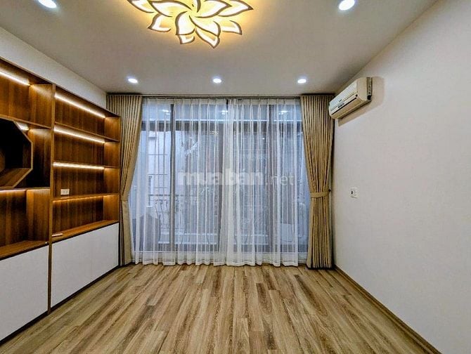 Bán nhà ngõ 141 thịnh liệt hoàng mai 68m2 4 tầng MT 6m 11.5 tỷ