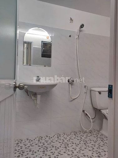 Nhà hẻm Trần Quang Khải 1 trệt 2 lầu dtsd 63m2 cho thuê