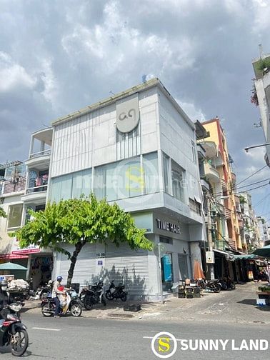 Cho thuê nhà GÓC 2MT 283-285 Nguyễn Đình Chiểu, Phường 5, Quận 3, HCM