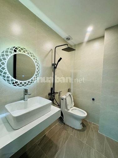 Bán nhà Định công, nhà mới, sổ vuông đẹp, 60 m2, 8 tỷ